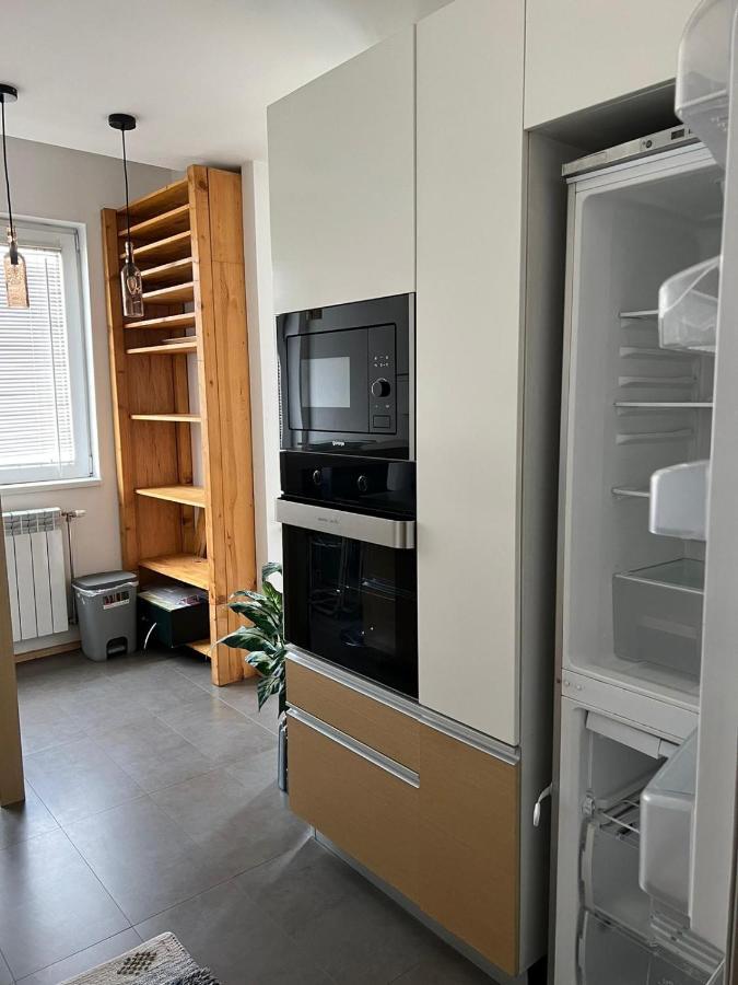 Modern Apartment In Escópia Exterior foto